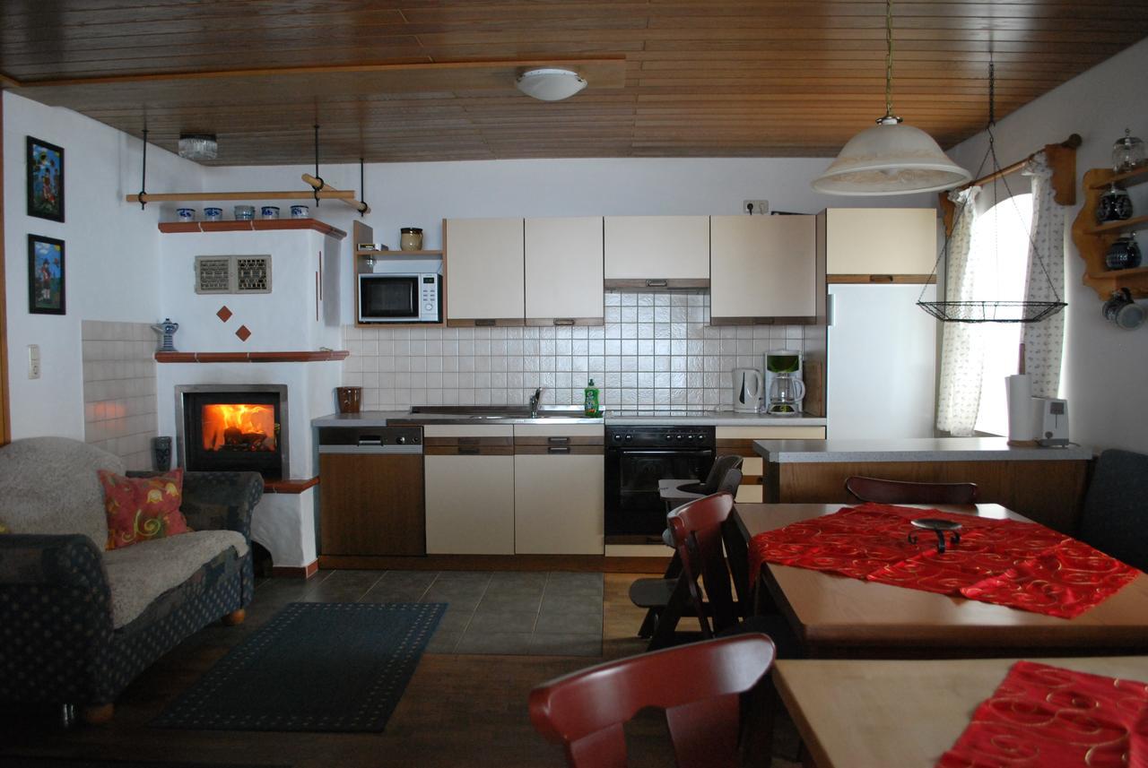 Ferienhaus "Lisa'S Haeusl" Neuschönau エクステリア 写真