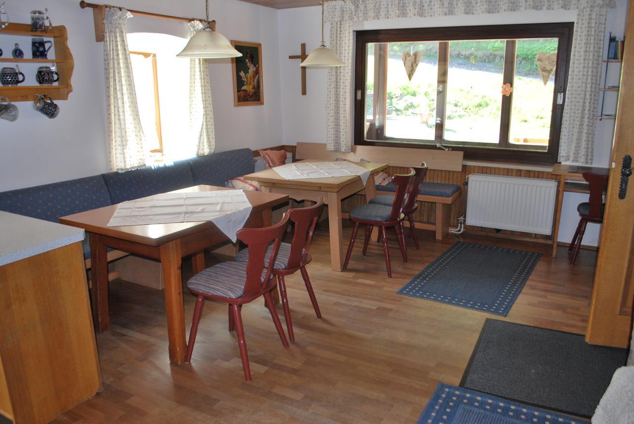 Ferienhaus "Lisa'S Haeusl" Neuschönau エクステリア 写真